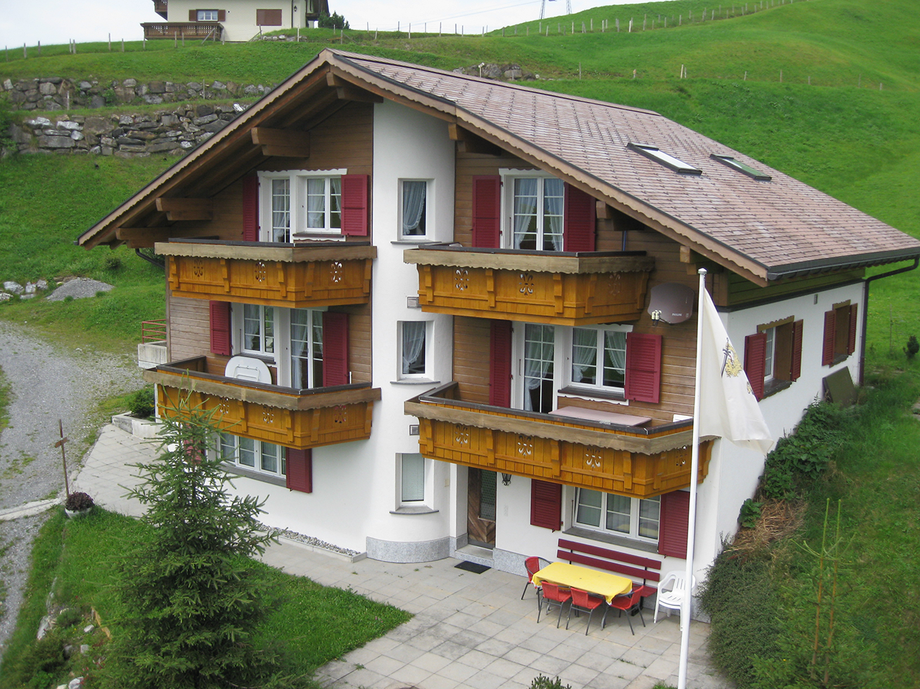 Ferienwohnungen_Claridenblick_3